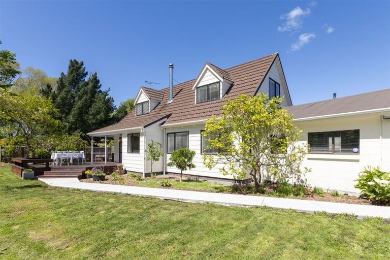 Photo of property in 19 Mckenzie Place, Waikuku Beach, 7402