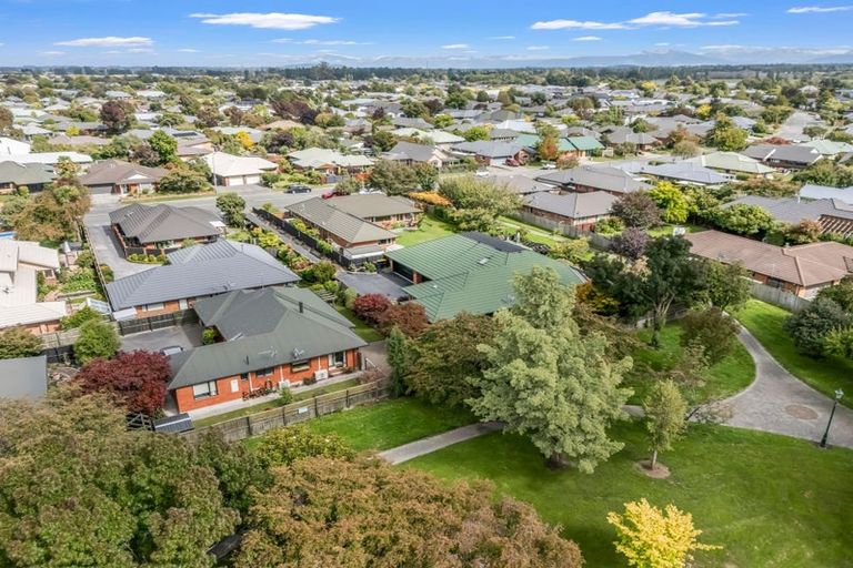 Photo of property in 6 Enverton Drive, Rangiora, 7400