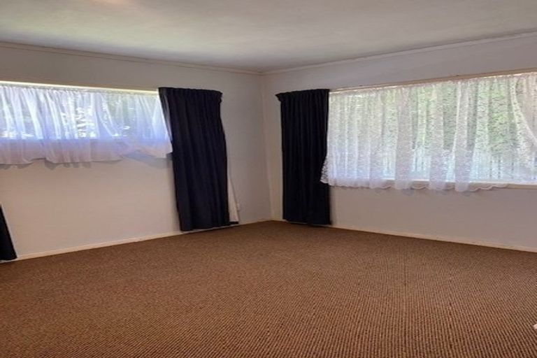 Photo of property in 77a Russell Road, Manurewa, Auckland, 2102