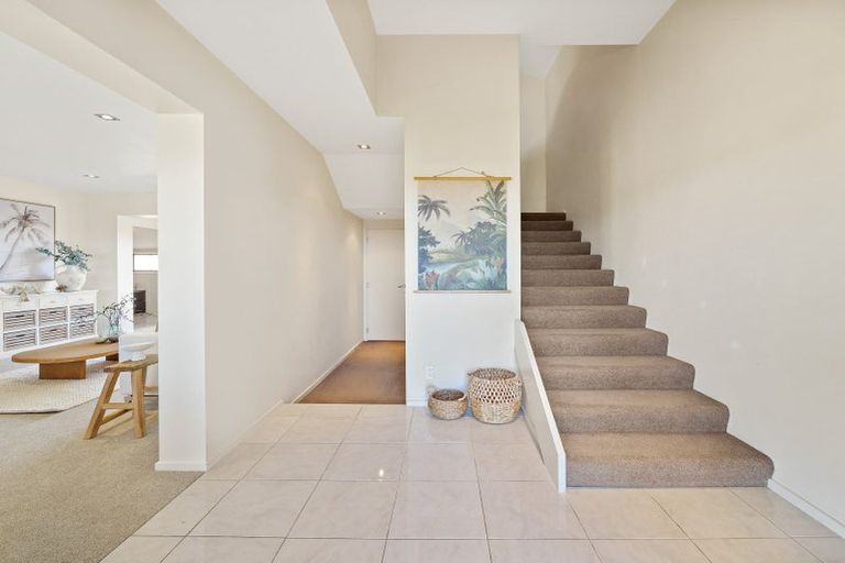 Photo of property in 208a Marine Parade, Mount Maunganui, 3116