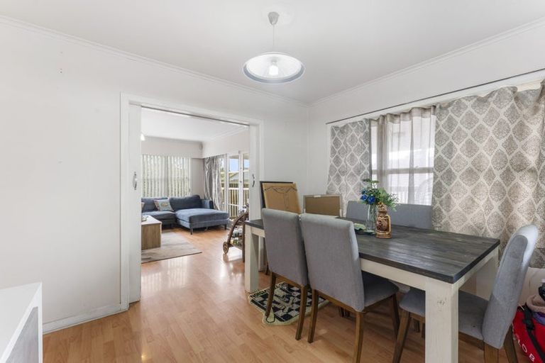 Photo of property in 21 Tawa Crescent, Manurewa, Auckland, 2102