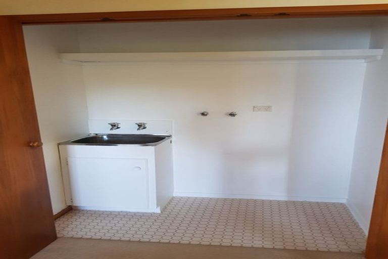 Photo of property in 58 Rosecamp Road, Beach Haven, Auckland, 0626
