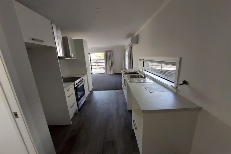 Photo of property in 6/61 Botanical Road, Takaro, Palmerston North, 4412