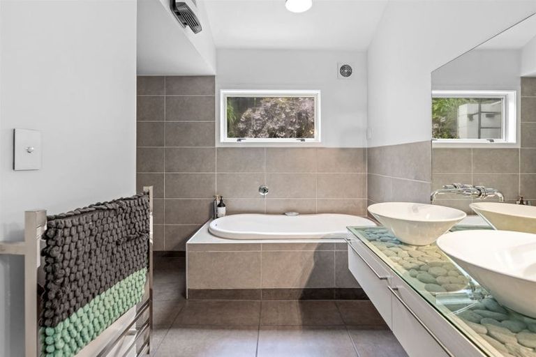 Photo of property in 38 Kidson Terrace, Cashmere, Christchurch, 8022