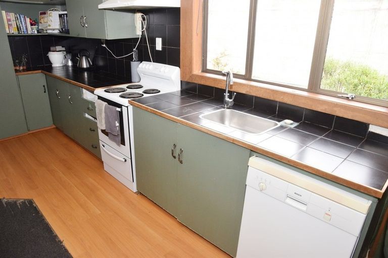 Photo of property in 74 Dalry Street, Wallacetown, 9816