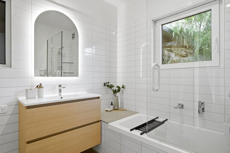 Photo of property in 43 Jacksons Road, Lyttelton, 8082
