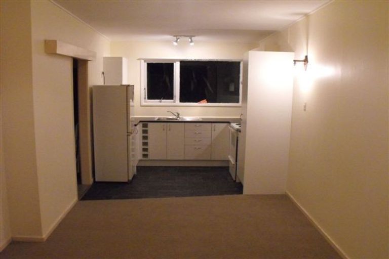 Photo of property in 2/18 Thurleigh Grove, Karori, Wellington, 6012