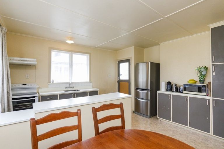 Photo of property in 61 Kettle Avenue, Awapuni, Palmerston North, 4412