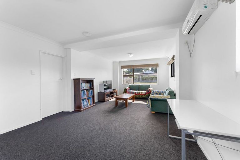 Photo of property in 417 College Street, Hokowhitu, Palmerston North, 4410