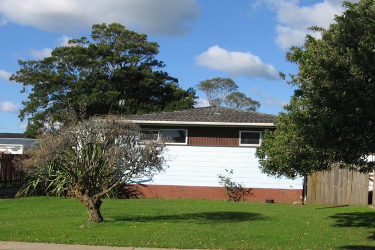 Photo of property in 27 Sandrine Avenue, Clover Park, Auckland, 2019