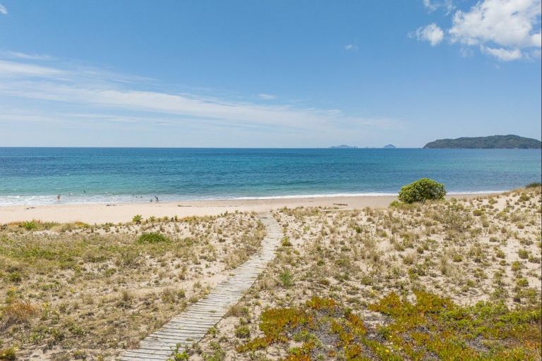 Photo of property in 92 Ocean Beach Road, Tairua, 3508