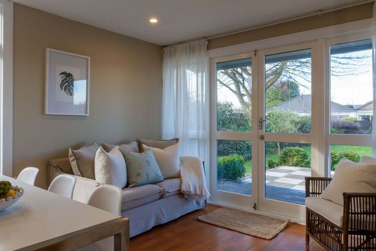 Photo of property in 30 Forfar Street, Edgeware, Christchurch, 8013