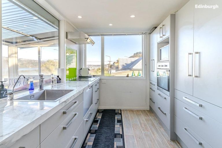 Photo of property in 241 Ravensbourne Road, Ravensbourne, Dunedin, 9022