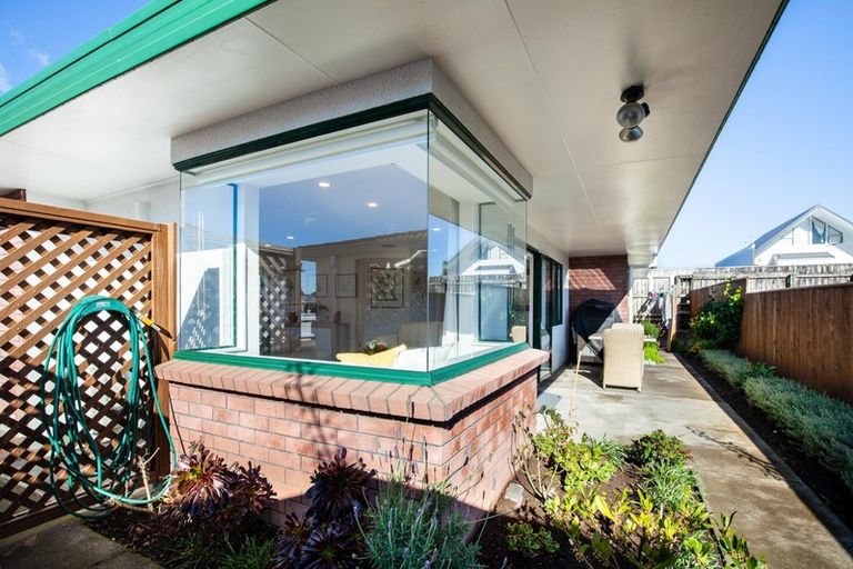 Photo of property in 4a Vogel Street, Fitzroy, New Plymouth, 4312