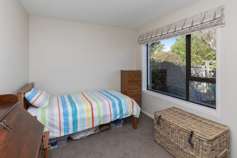 Photo of property in 37 Kaiwara Street, Hoon Hay, Christchurch, 8025