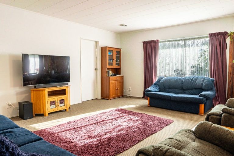 Photo of property in 88 Atkinson Avenue, Otaki Beach, Otaki, 5512