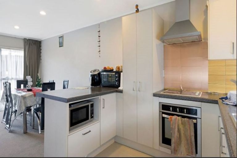 Photo of property in 1/57 Victoria Road, Papatoetoe, Auckland, 2025