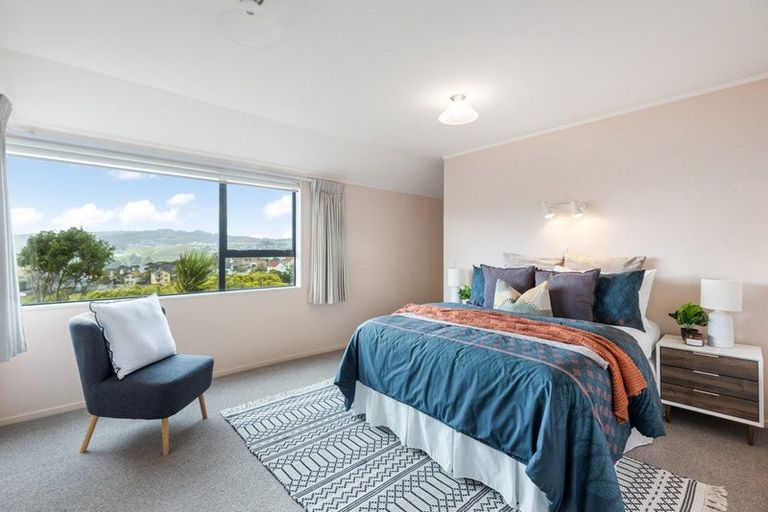 Photo of property in 52 Abilene Crescent, Churton Park, Wellington, 6037