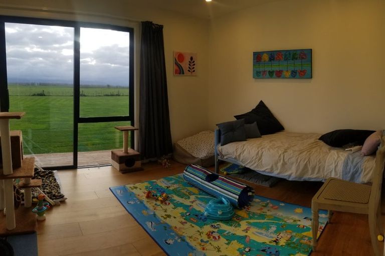 Photo of property in 48 Sherwood Road, Makikihi, Waimate, 7978