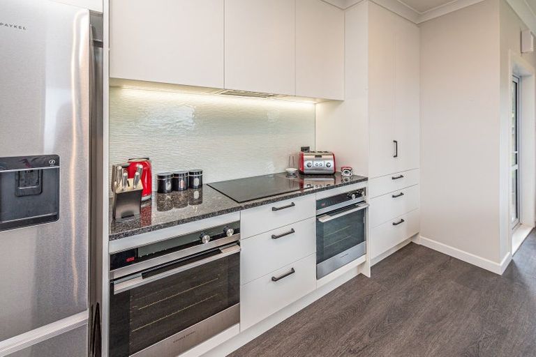 Photo of property in 9 Windsor Terrace, Durie Hill, Whanganui, 4500