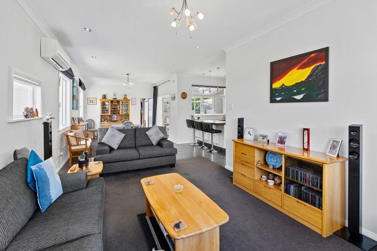 Photo of property in 83 Hoggs Road, Kuku, Levin, 5570