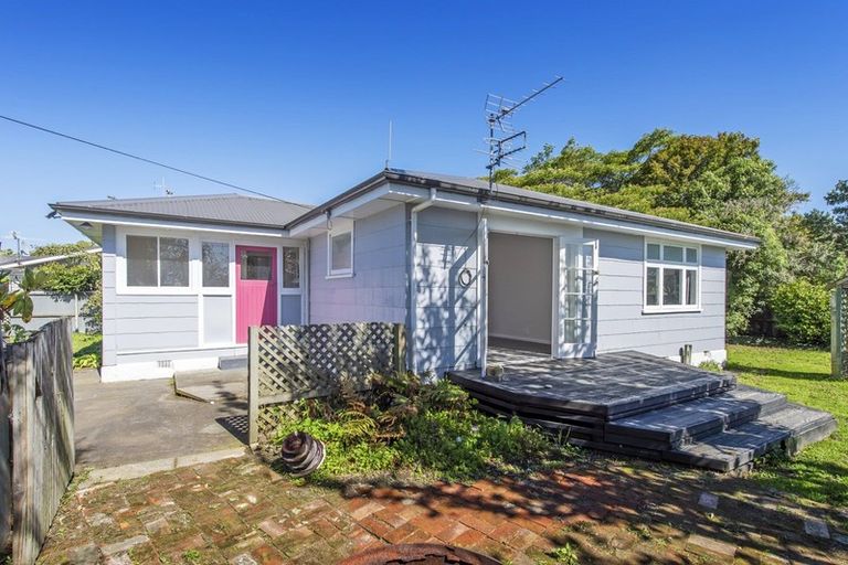 Photo of property in 2 Lee Street, Southbridge, 7602