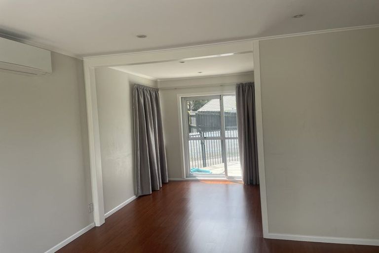 Photo of property in 29 Becroft Drive, Forrest Hill, Auckland, 0620