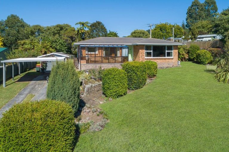 Photo of property in 54 Island View Road, Western Heights, Rotorua, 3015