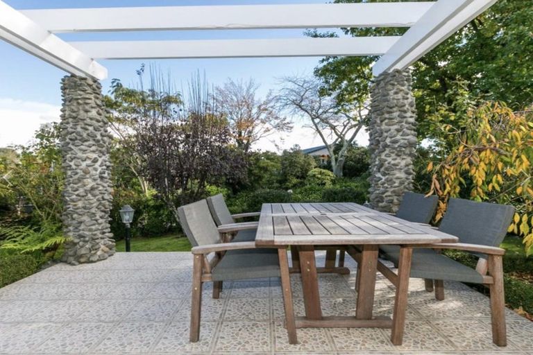 Photo of property in 3 Muritai Crescent, Havelock North, 4130