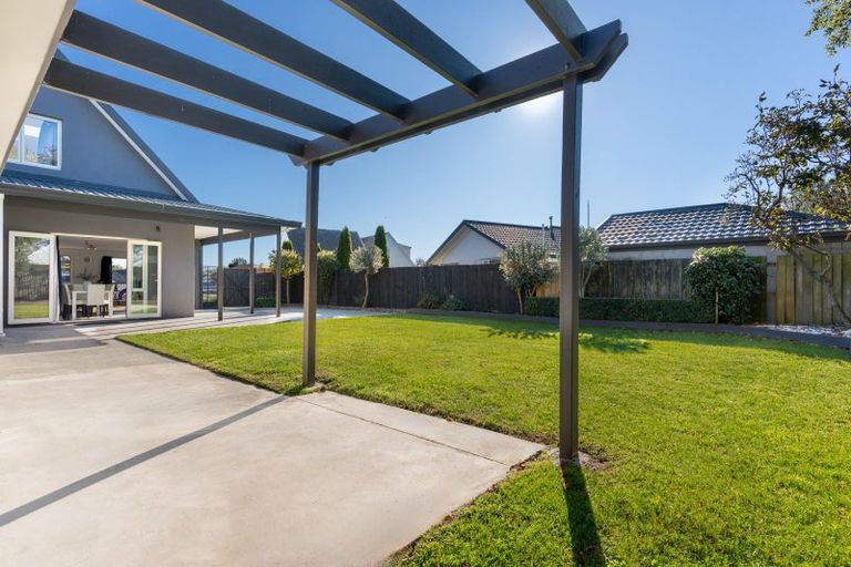 Photo of property in 39 Beauford Place, Parklands, Christchurch, 8083