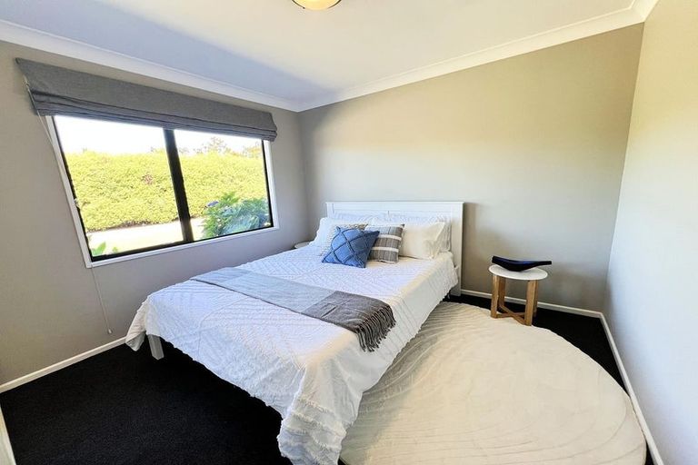Photo of property in 290 Queen Elizabeth Ii Drive, Mairehau, Christchurch, 8052