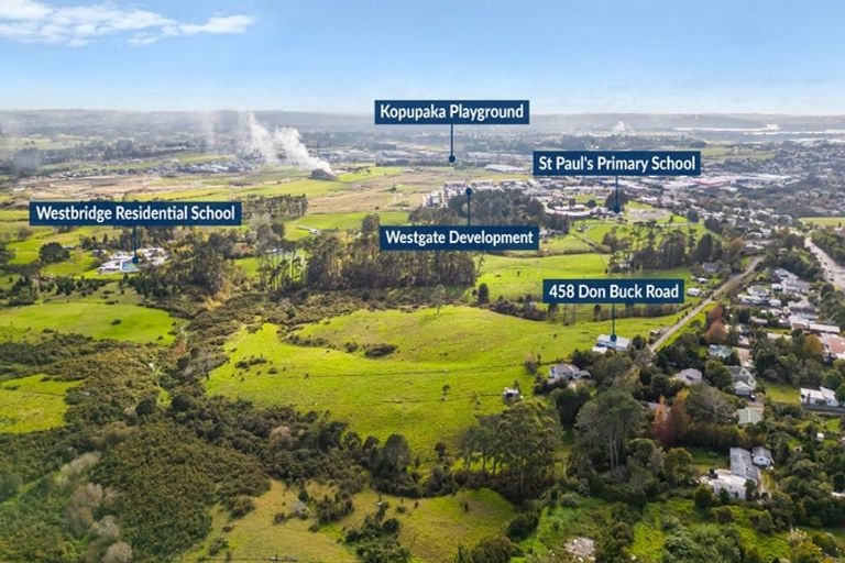 Photo of property in 458 Don Buck Road, Massey, Auckland, 0614