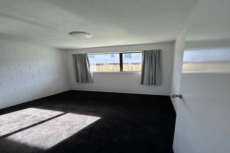 Photo of property in 1/23 Newnham Terrace, Upper Riccarton, Christchurch, 8041