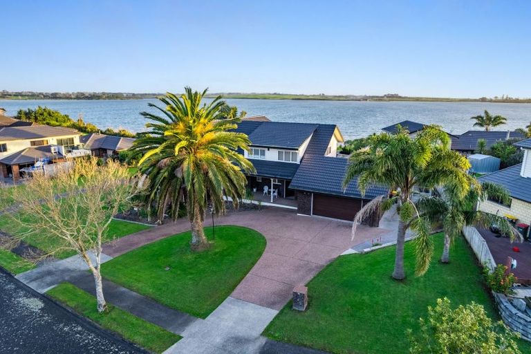 Photo of property in 43 St Annes Crescent, Wattle Downs, Auckland, 2103