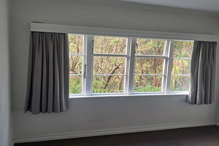 Photo of property in 51 Albemarle Road, Northland, Wellington, 6012