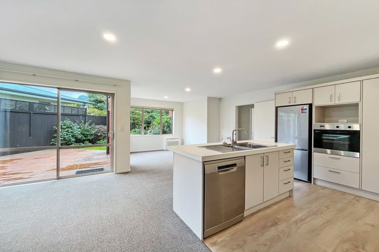 Photo of property in 42b Lindsay Street, St Albans, Christchurch, 8014