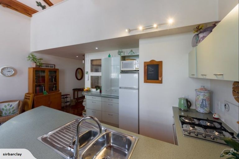 Photo of property in Maison Cabriole Building, 5/60 Courtenay Place, Te Aro, Wellington, 6011