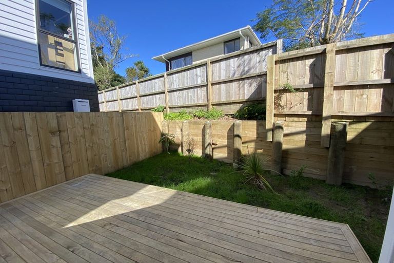 Photo of property in 1b Westall Road, New Lynn, Auckland, 0600
