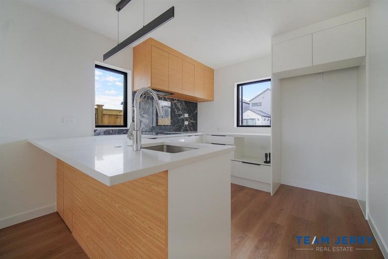 Photo of property in 123a Grove Road, Papakura, 2110