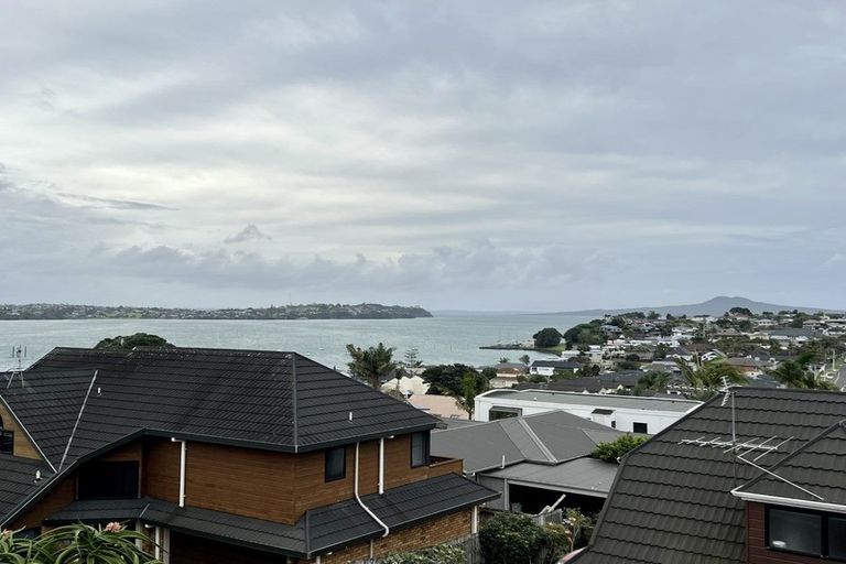 Photo of property in 2/174 Bucklands Beach Road, Bucklands Beach, Auckland, 2012