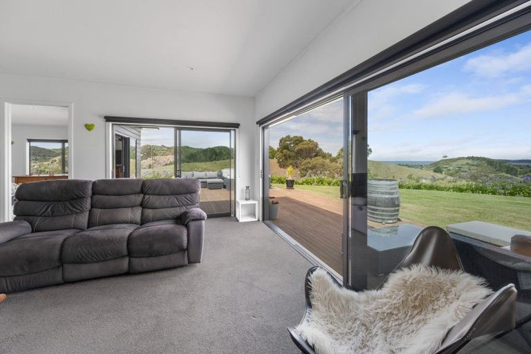 Photo of property in 49 Seafield Road, Eskdale, Napier, 4182