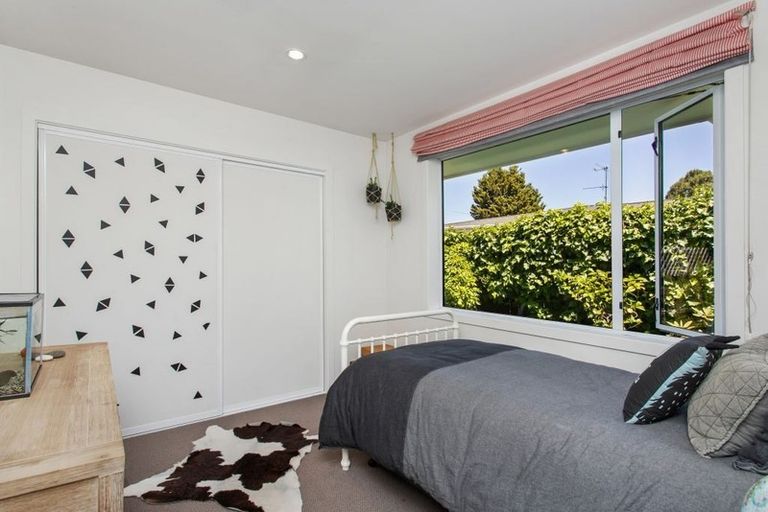 Photo of property in 21 Braithwaite Street, Ilam, Christchurch, 8041