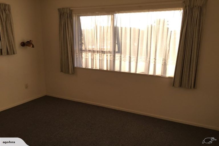 Photo of property in 4 Eversham Road, Mount Maunganui, 3116