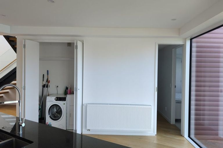 Photo of property in 10 Satchell Way, Kaiwharawhara, Wellington, 6035