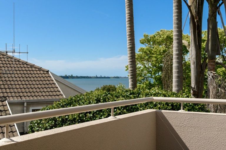 Photo of property in 228b Welcome Bay Road, Welcome Bay, Tauranga, 3112