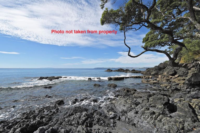 Photo of property in 42 Wonderview Road, Leigh, 0985