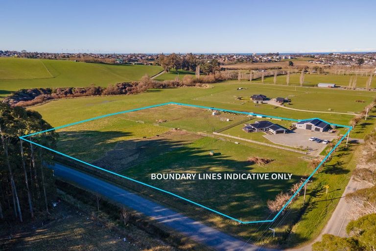 Photo of property in 84 Landsborough Road, Otipua Creek, Timaru, 7974