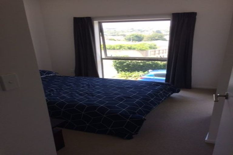 Photo of property in 10/32 Dr Taylor Terrace, Johnsonville, Wellington, 6037