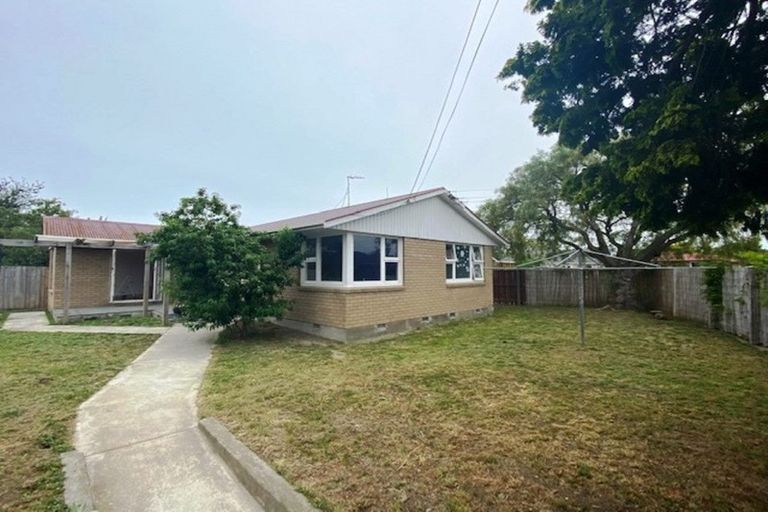 Photo of property in 5 Cheam Street, Dallington, Christchurch, 8061