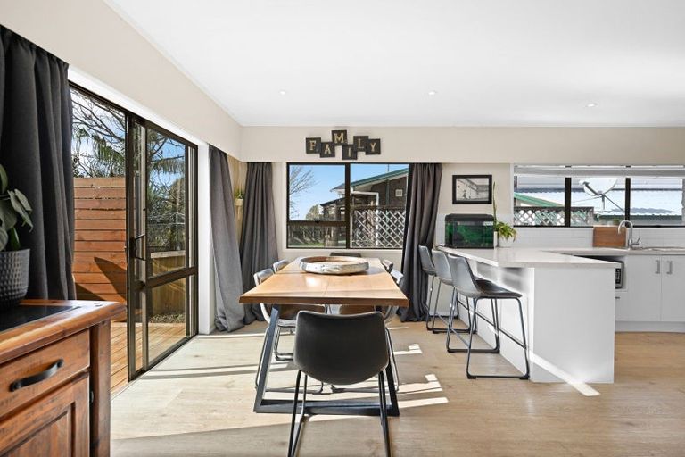 Photo of property in 6 Glendale Drive, Dinsdale, Hamilton, 3204